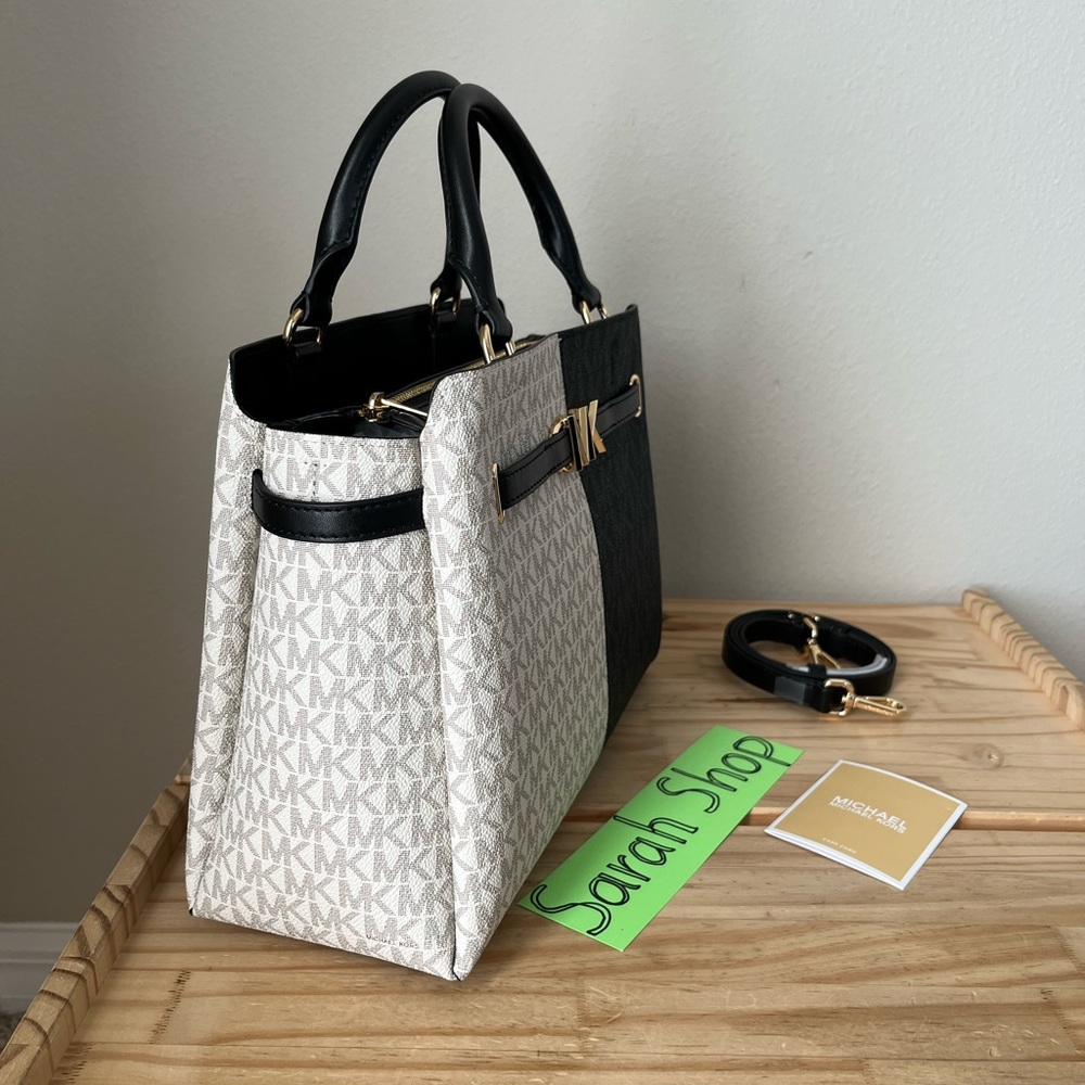 🌼Michael Kors Purse - Picture 4 of 15